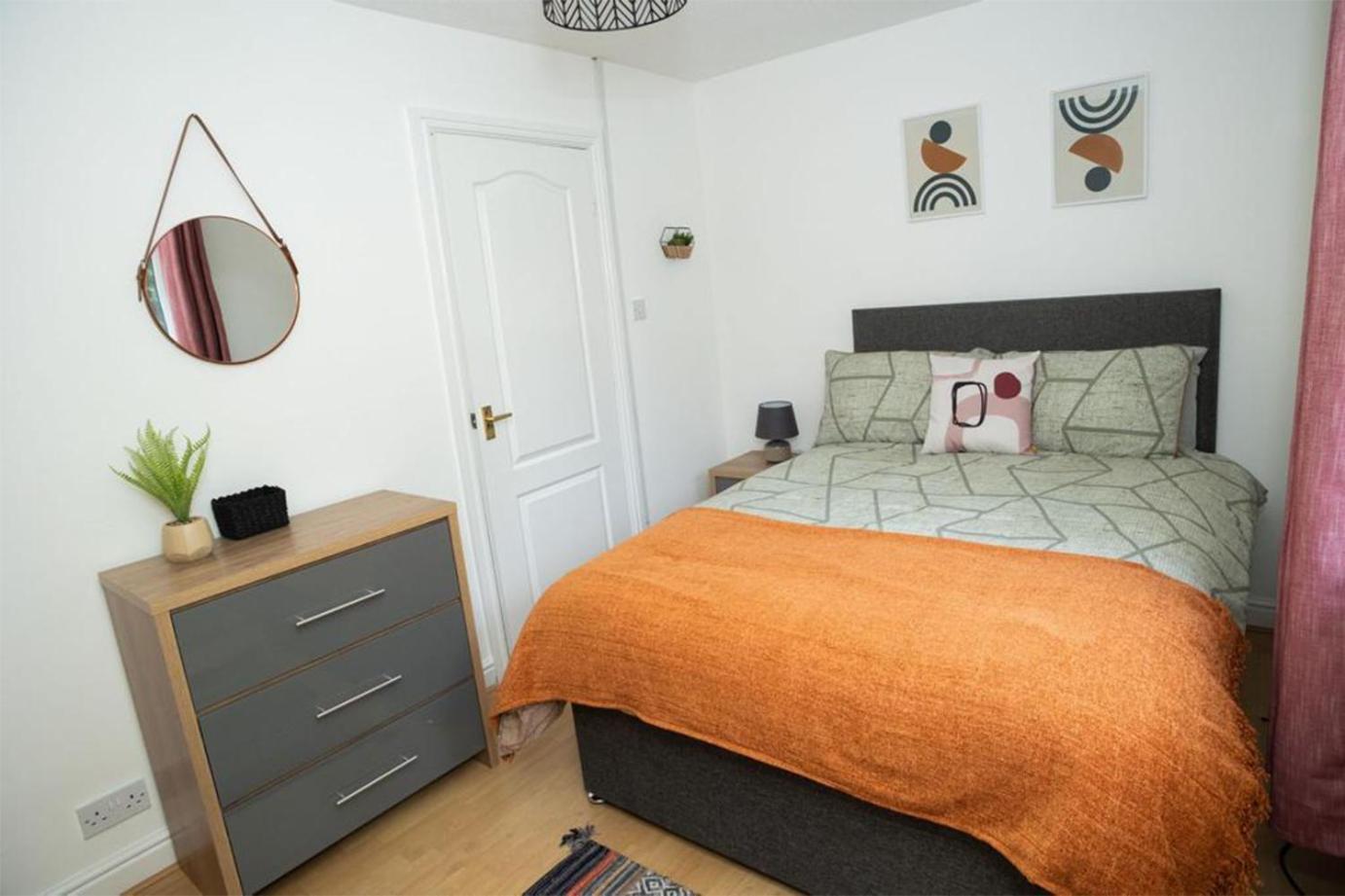 Haydock Cozy 2-Bedroom Home With Free Parking المظهر الخارجي الصورة