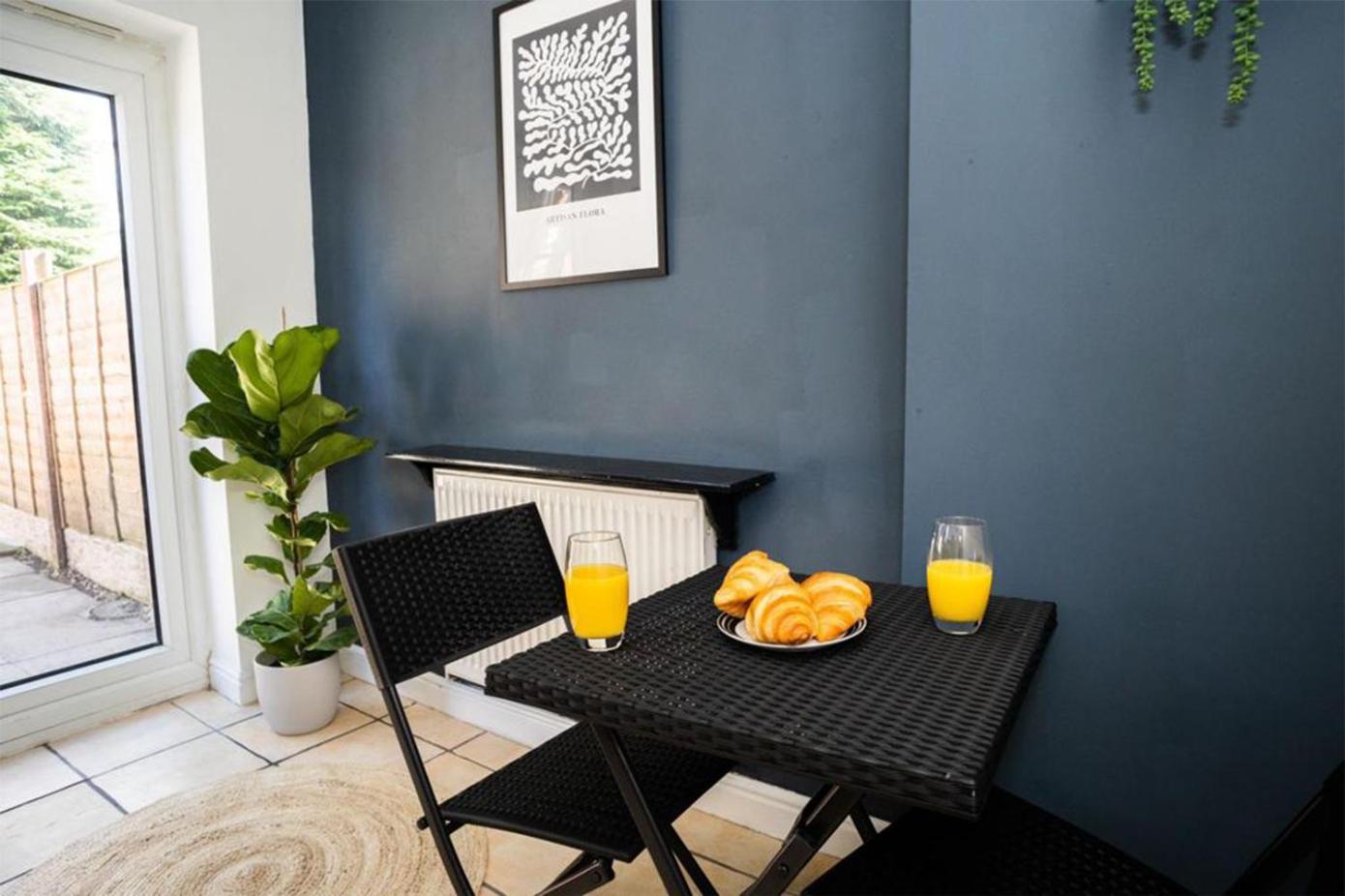 Haydock Cozy 2-Bedroom Home With Free Parking المظهر الخارجي الصورة