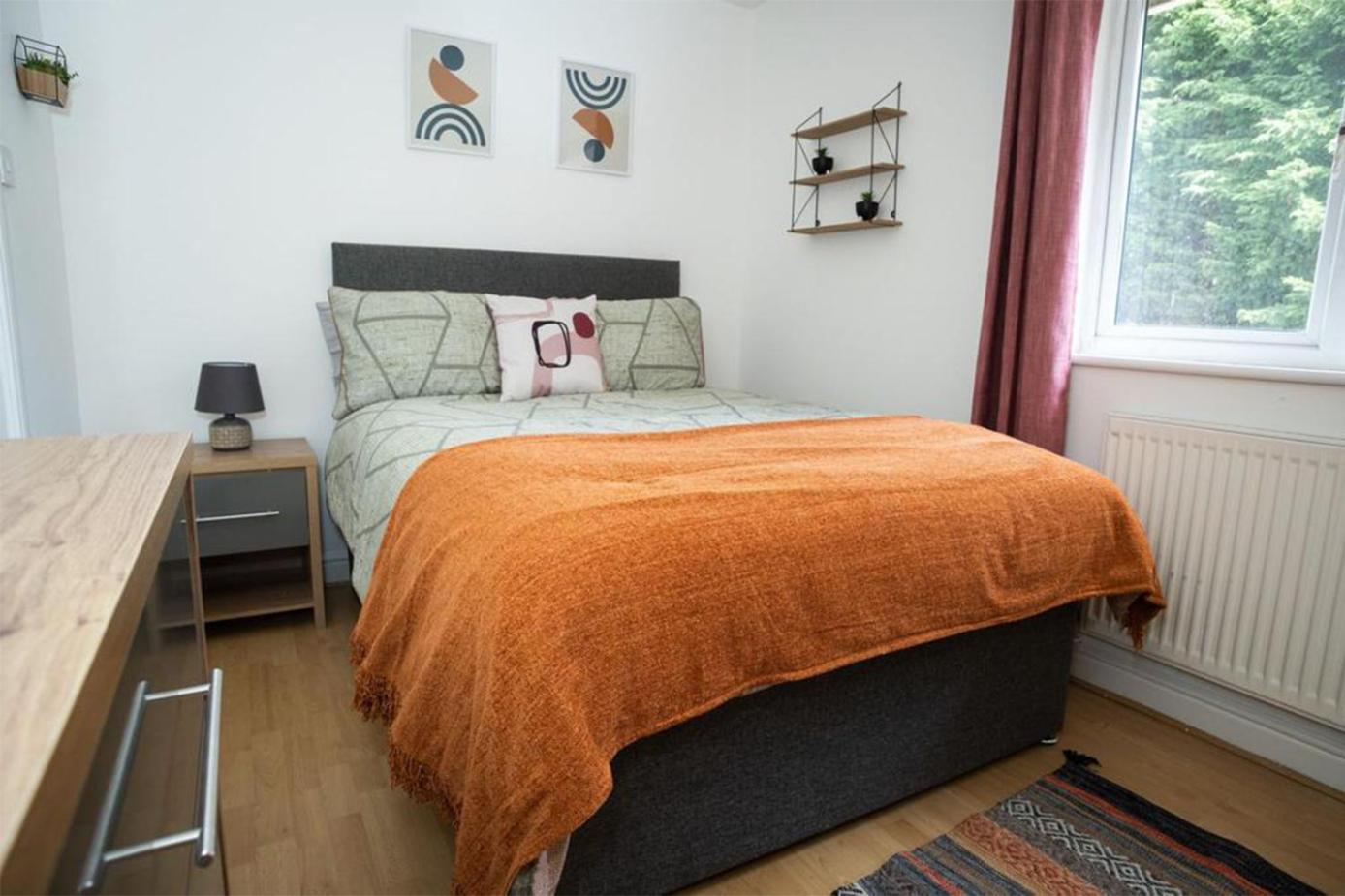 Haydock Cozy 2-Bedroom Home With Free Parking المظهر الخارجي الصورة